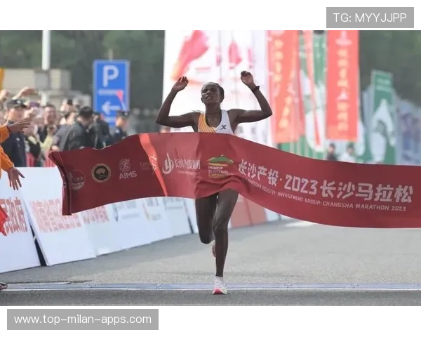 2025北京马拉松收官 埃塞俄比亚选手包揽男女组冠军，2021北京马拉松视频